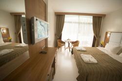 Rooms Bohemian Hotel