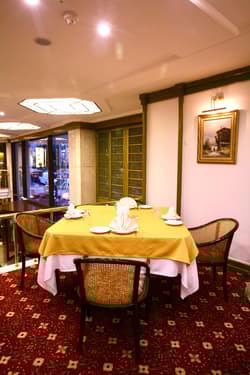 Istanbul Royal Hotel