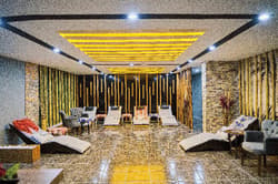 Clover Magic Park Side Hotel