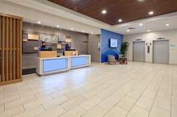 Holiday Inn Express Los Angeles Airport