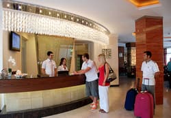Grand Okan Hotel