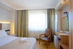 Grand Ant Hotel