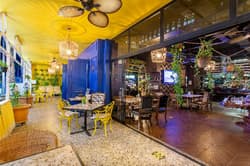 Anjeliq Downtown Hotel