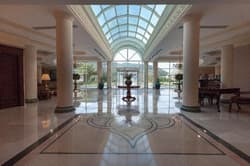 X Life Hotel +15
