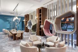 Nirvana Cosmopolitan Hotel