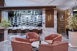 Nirvana Cosmopolitan Hotel