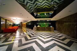 NoxInn Deluxe Hotel