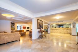 Nicholas Park Hotel
