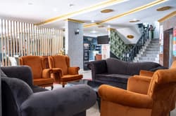 Mustis Royal Plaza