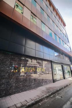 Staron Hotel