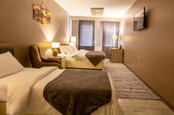 Staron Hotel