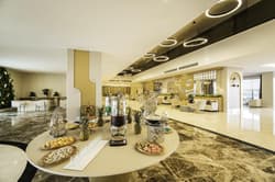 Side Moon Palace Hotel