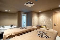 Awen Lara Hotel