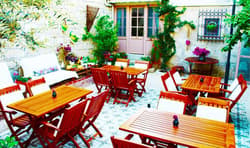Lilyum Alaçatı Taş Ev