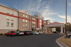 Holiday Inn Express Myrtle Beach-Broadway@The Bch