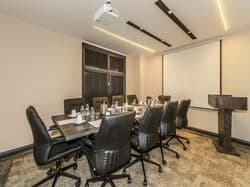 Elysian Airport Hotel