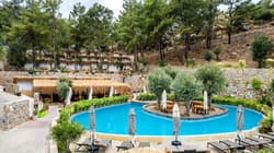 Z-villas Beach Hotel