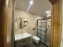 Rena Grand Residence Suite