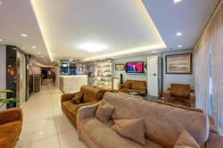 Saray Hotel