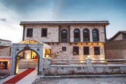 Ahiyan Hotel