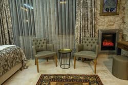Ahiyan Hotel