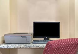 Baymont by Wyndham College Park Atlanta Airport S