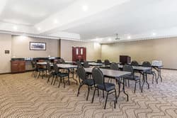 Comfort Suites Houston IAH/Beltway 8