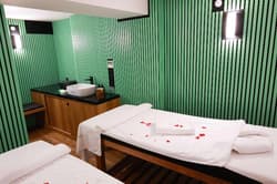 Nova Plaza Crystal Hotel