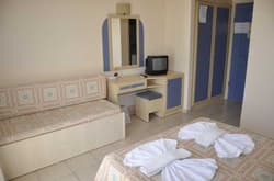 Montebello Deluxe Hotel