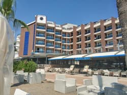 Point Beach Hotel