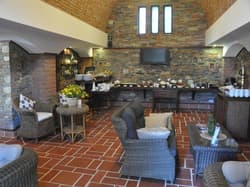 El Vino Hotel Suites
