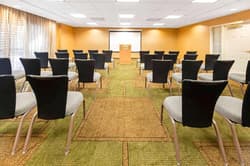 La Quinta Inn and Suites USF - Busch Gardens