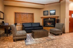 La Quinta Inn And Suites Portland Airport