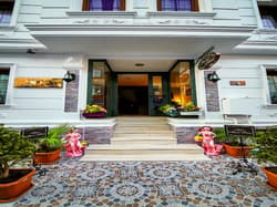 Mari Time Hotel