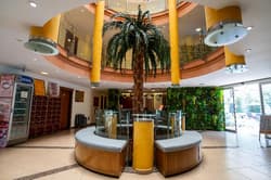 Club Karakas Apart