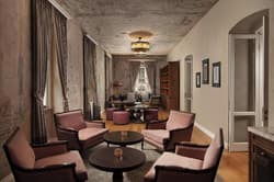 Adahan DeCamondo Pera, Autograph Collection