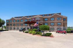 Best Western Plus Arlington North Hotel & Suites