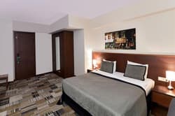 Tiara Hotel & Spa