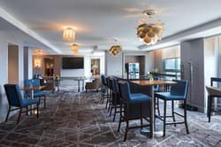 Renaissance Los Angeles Airport Hotel