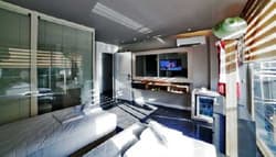 Upperhouse Boutique Hotel
