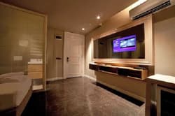 Upperhouse Boutique Hotel
