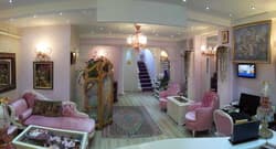 Romantic Hotel
