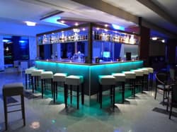 Ootel.com - Hotel & Hostel
