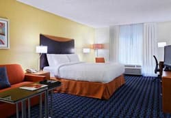 Fairfield Inn & Suites Charlotte Arrowood