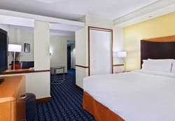 Fairfield Inn & Suites Charlotte Arrowood