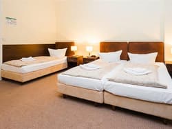 Upper Room Hotel