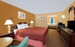 Howard Johnson by Wyndham Cleveland