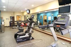 Holiday Inn Express & Suites Cleveland