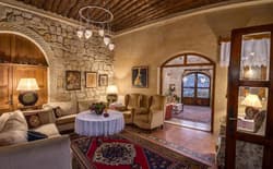 Temenni Evi