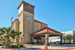 La Quinta Inn and Suites South Grand Prairie